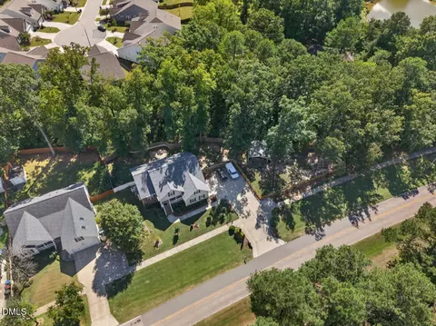 View/Area - 6813 Barbee Rd, Durham, NC 27713 photo 8 of 13