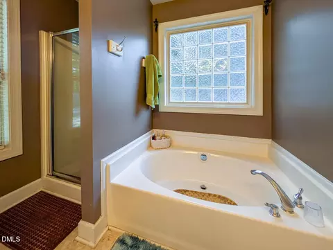 Bath - 6813 Barbee Rd, Durham, NC 27713 photo 3 of 5