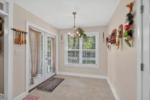 Dining - 6813 Barbee Rd, Durham, NC 27713 photo 3 of 4