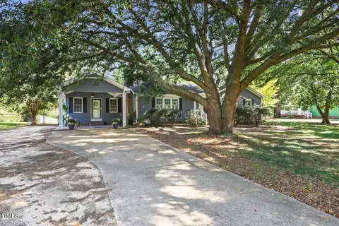 Exterior - 111 Oak Ridge Dr, Willow Spring, NC 27592 photo 4 of 9