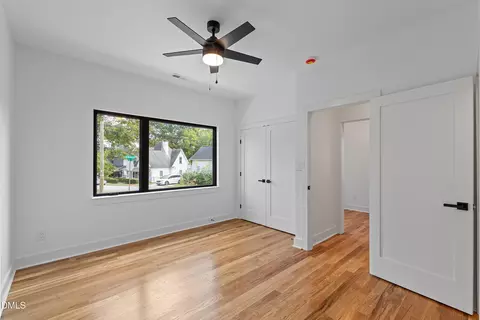 Bedroom - 805 N Roxboro St, Durham, NC 27701 photo 2 of 14