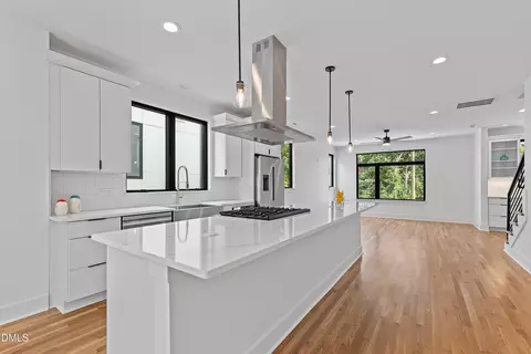Kitchen - 805 N Roxboro St, Durham, NC 27701 photo 6 of 13