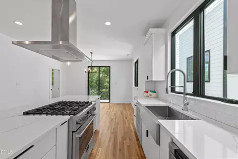 Kitchen - 805 N Roxboro St, Durham, NC 27701 photo 13 of 13