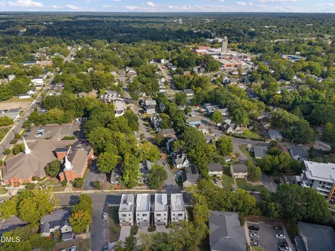 View/Area - 805 N Roxboro St, Durham, NC 27701 photo 8 of 9