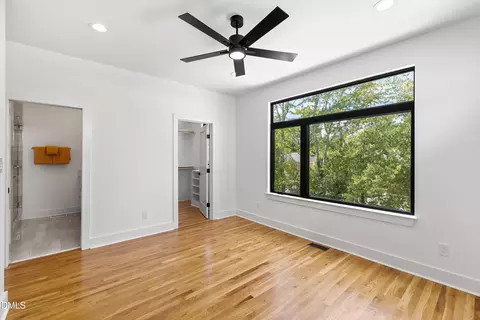 Bedroom - 805 N Roxboro St, Durham, NC 27701 photo 12 of 14