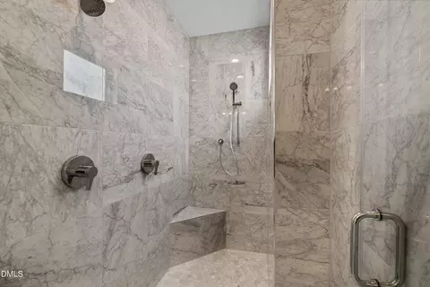Bath - 805 N Roxboro St, Durham, NC 27701 photo 6 of 6