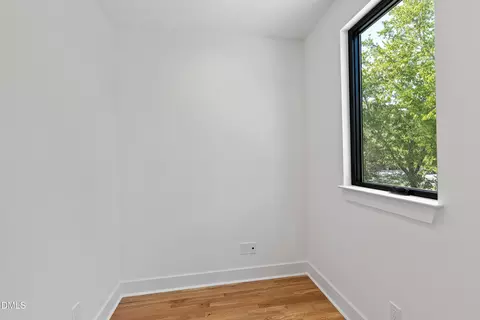Bedroom - 805 N Roxboro St, Durham, NC 27701 photo 4 of 14
