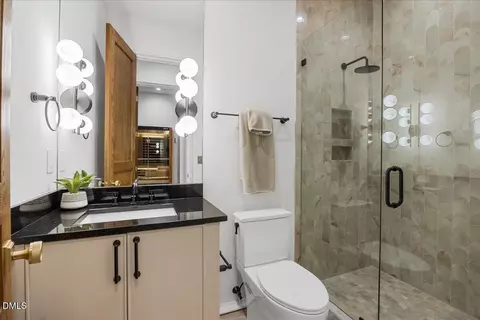 Bath - 1610 Brooks Ave, Raleigh, NC 27607 photo 8 of 8