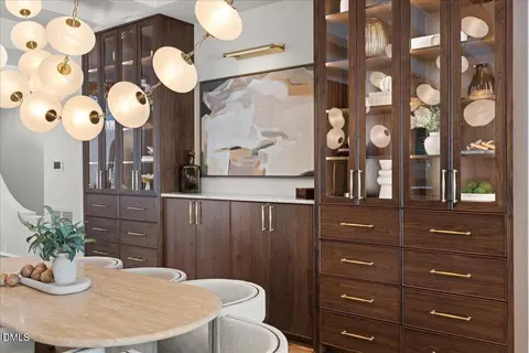 Dining - 1610 Brooks Ave, Raleigh, NC 27607 photo 3 of 4
