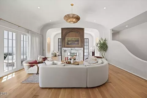 Living - 1610 Brooks Ave, Raleigh, NC 27607 photo 1 of 2