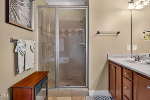 Bath - 4006 Angier Ave, Durham, NC 27703 photo 5 of 6