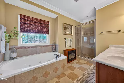 Bath - 4006 Angier Ave, Durham, NC 27703 photo 2 of 6