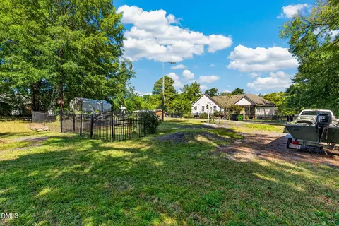 Exterior - 4006 Angier Ave, Durham, NC 27703 photo 8 of 21