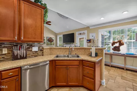 Kitchen - 4006 Angier Ave, Durham, NC 27703 photo 3 of 6