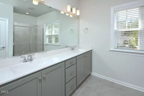 Bath - 2006 Chipley Dr, Cary, NC 27519 photo 2 of 5