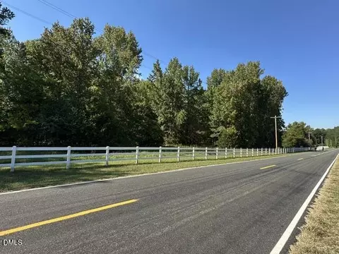 3 Harmony Church Rd, Efland, NC 27243