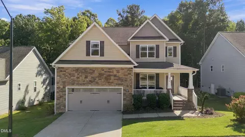214 Hawkesburg Dr, Clayton, NC 27527