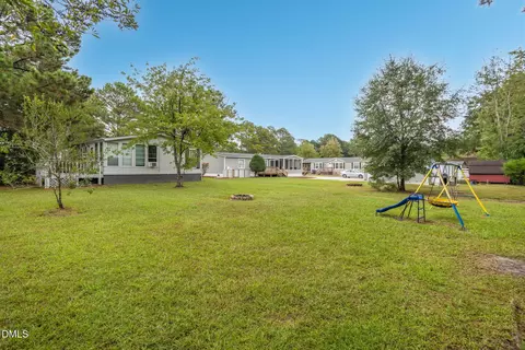 Exterior - 160 Champion Dr, Hampstead, NC 28443 photo 1 of 12