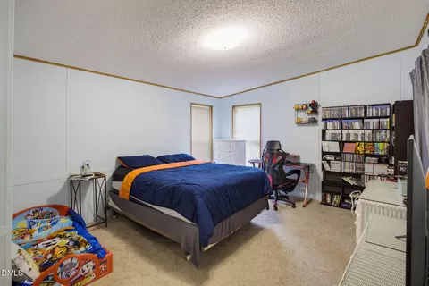 Bedroom - 160 Champion Dr, Hampstead, NC 28443 photo 2 of 4