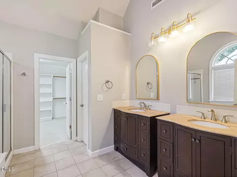Bath - 6004 Tiffield Way, Wake Forest, NC 27587 photo 2 of 4