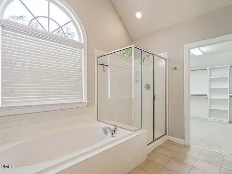 Bath - 6004 Tiffield Way, Wake Forest, NC 27587 photo 3 of 4