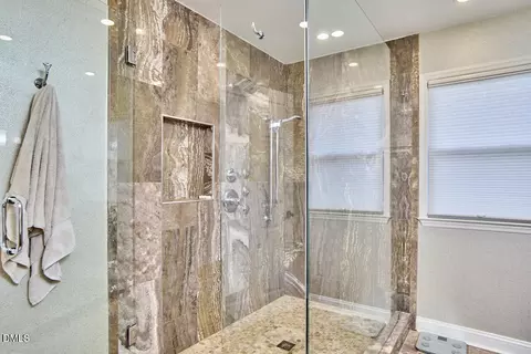 Bath - 126 Solterra Way, Durham, NC 27705 photo 4 of 9