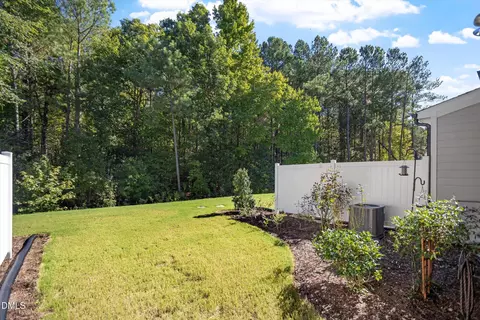 113 Raccoon Path, Holly Springs, NC 27540