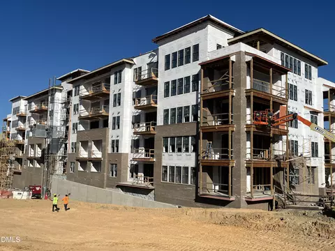 211 S Crk Xing #400, Chapel Hill, NC 27516