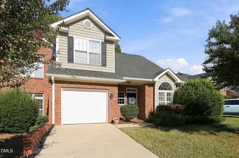 1509 Poets Glade Dr, Apex, NC 27523