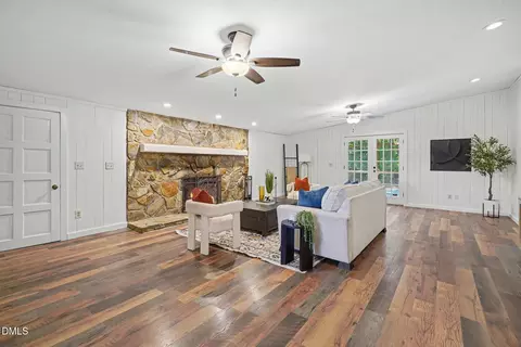 Living - 2619 Buffalo Rd, Smithfield, NC 27577 photo 1 of 1