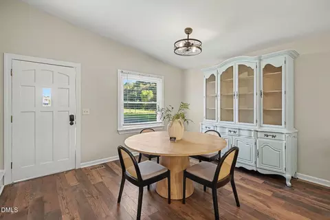 Dining - 2619 Buffalo Rd, Smithfield, NC 27577 photo 2 of 2