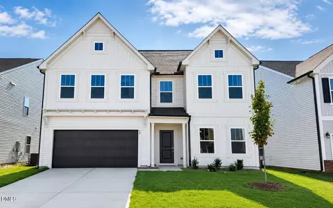 49 Open Meadow Ct #69, Lillington, NC 27546
