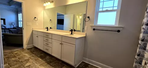 Bath - 78 Bushel Basket Dr, Benson, NC 27504 photo 1 of 1