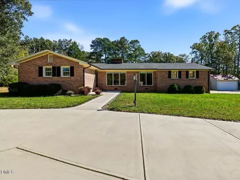 1196 Pearleman Teague Rd, Siler City, NC 27344