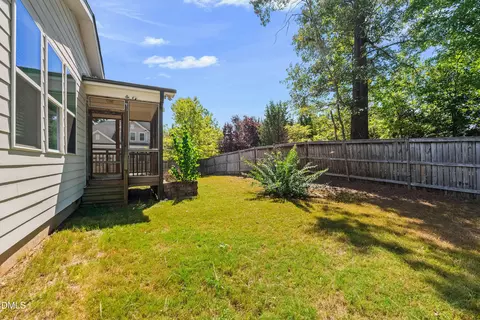 Exterior - 201 Patterson Ct, Cary, NC 27513 photo 16 of 29