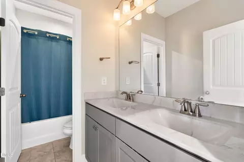 Bath - 201 Patterson Ct, Cary, NC 27513 photo 6 of 6