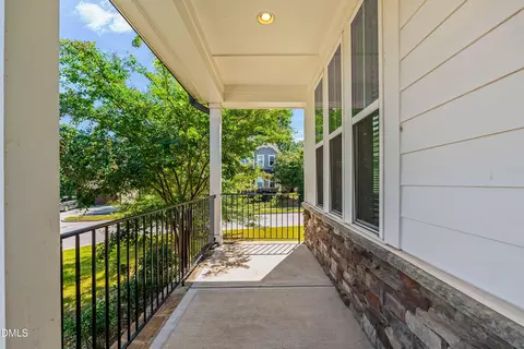 Exterior - 201 Patterson Ct, Cary, NC 27513 photo 6 of 29