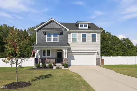 222 Salem Vlg Dr, Fuquay Varina, NC 27526