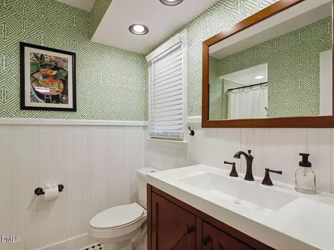 Bath - 5502 Pelham Rd, Durham, NC 27713 photo 1 of 2