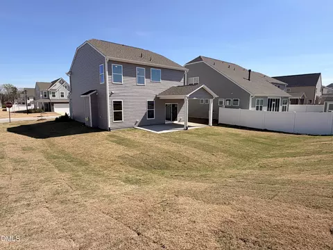 Exterior - 491 Highview Dr #20, Benson, NC 27504 photo 4 of 8