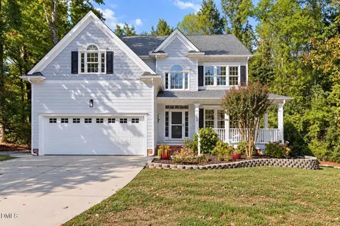 1359 Stone Lion Dr, Fuquay Varina, NC 27526