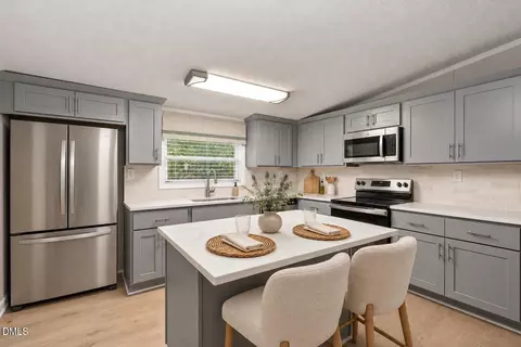 484 Valley Forge Way S, Cameron, NC 28326