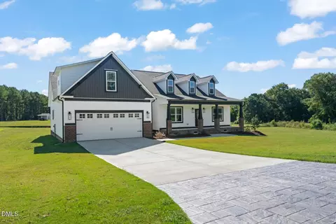 205 Big Pine Rd, Clayton, NC 27520