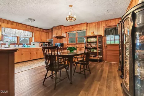 Dining - 104 N 12th St, Erwin, NC 28339 photo 1 of 3
