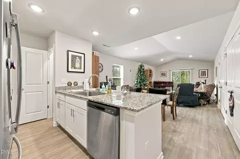 128 Somerset Dr, Roxboro, NC 27573