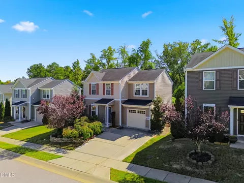 View/Area - 234 Fieldspar Ln, Clayton, NC 27520 photo 2 of 14