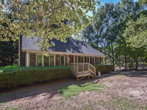 439 Shawnee Dr, Louisburg, NC 27549