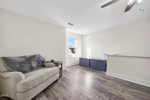 1140 Country Club Ln, Zebulon, NC 27597