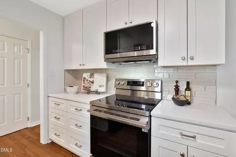 Kitchen - 8512 Pinefield Rd, Apex, NC 27523 photo 3 of 4