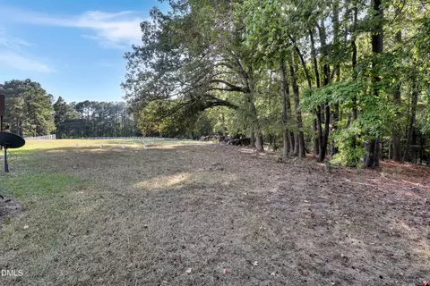 Exterior - 8512 Pinefield Rd, Apex, NC 27523 photo 6 of 7
